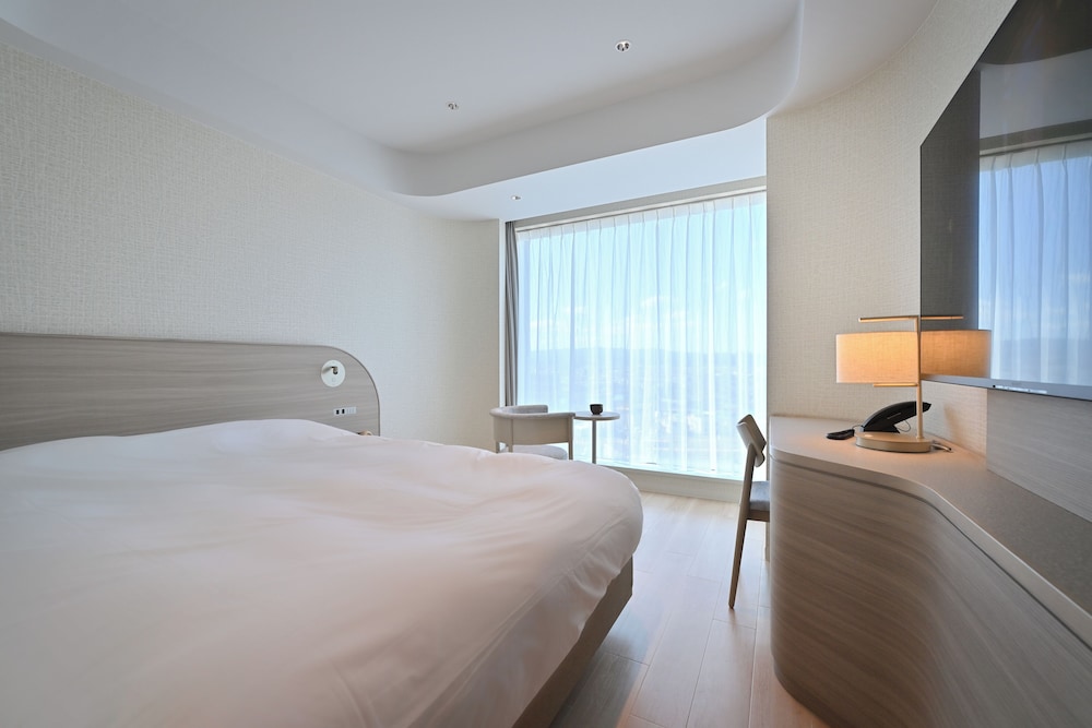 ReLabo Medical Spa & Stay 12/50