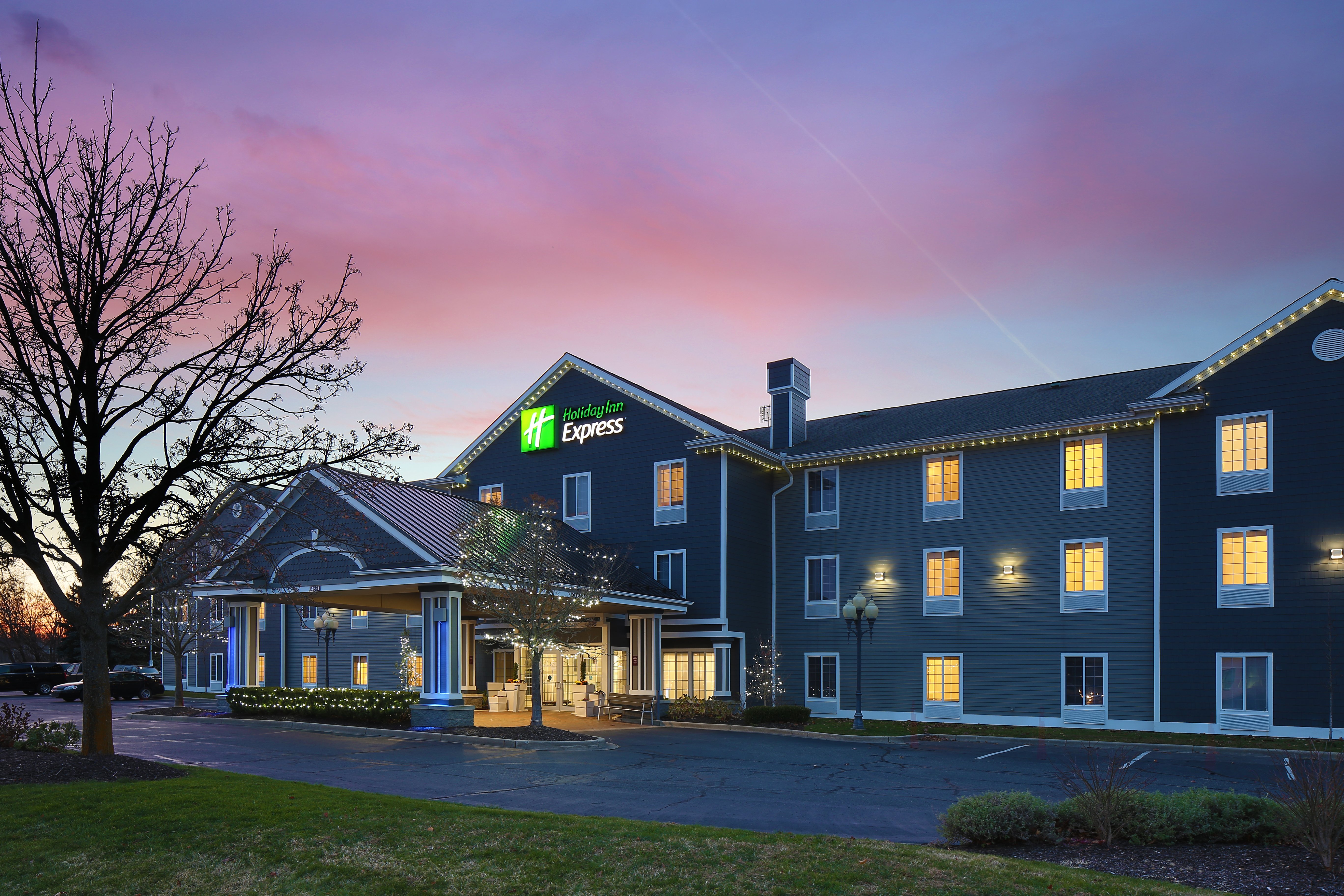 Holiday Inn Express Grand Rapids Sw 4/52