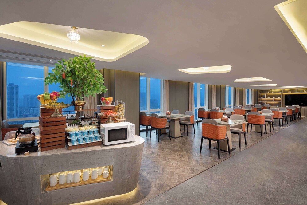 Ramada Encore by Wyndham Guangzhou Jiangnan West 40/60