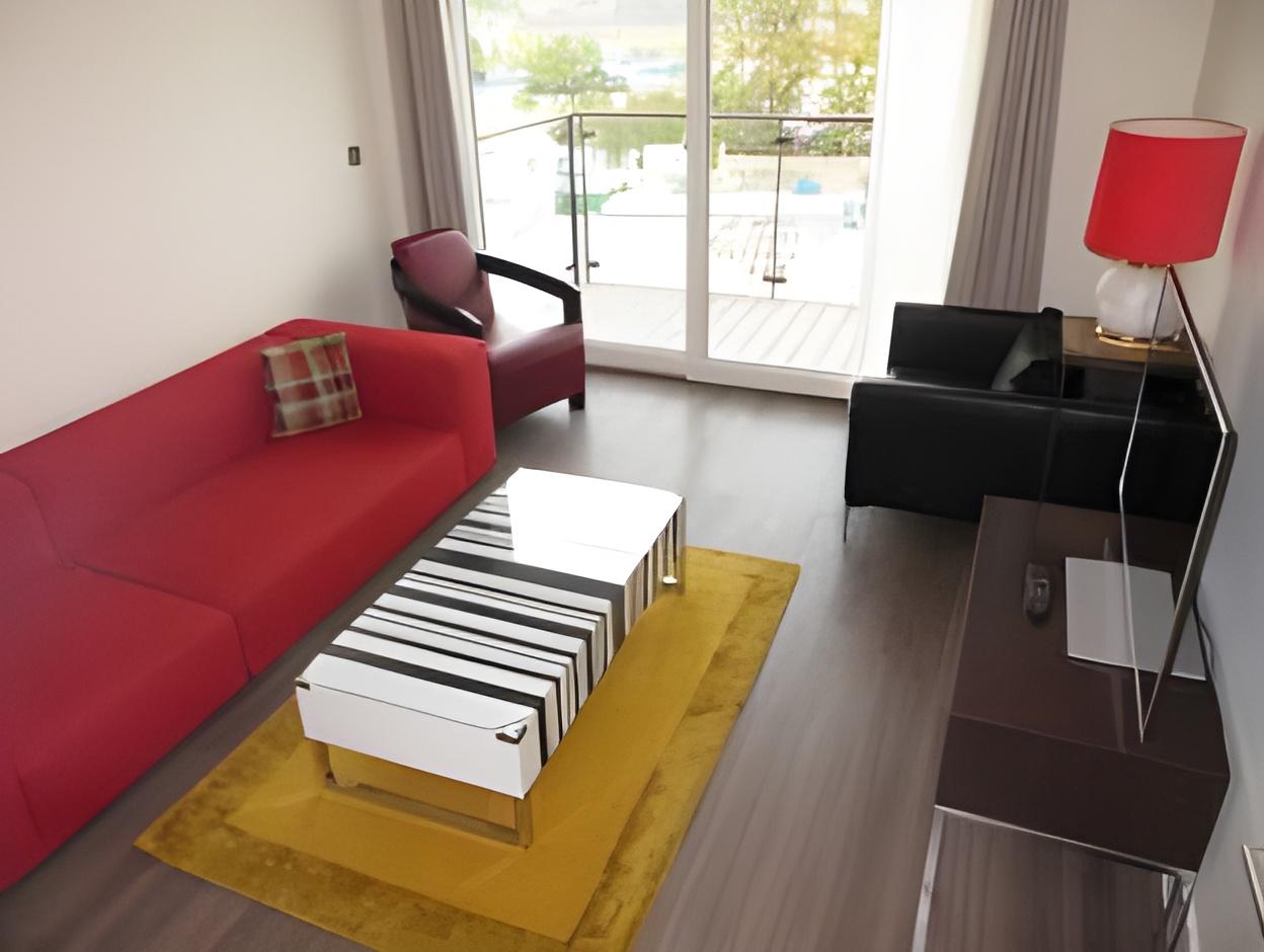 Signet Apartments - Ceres 7/14