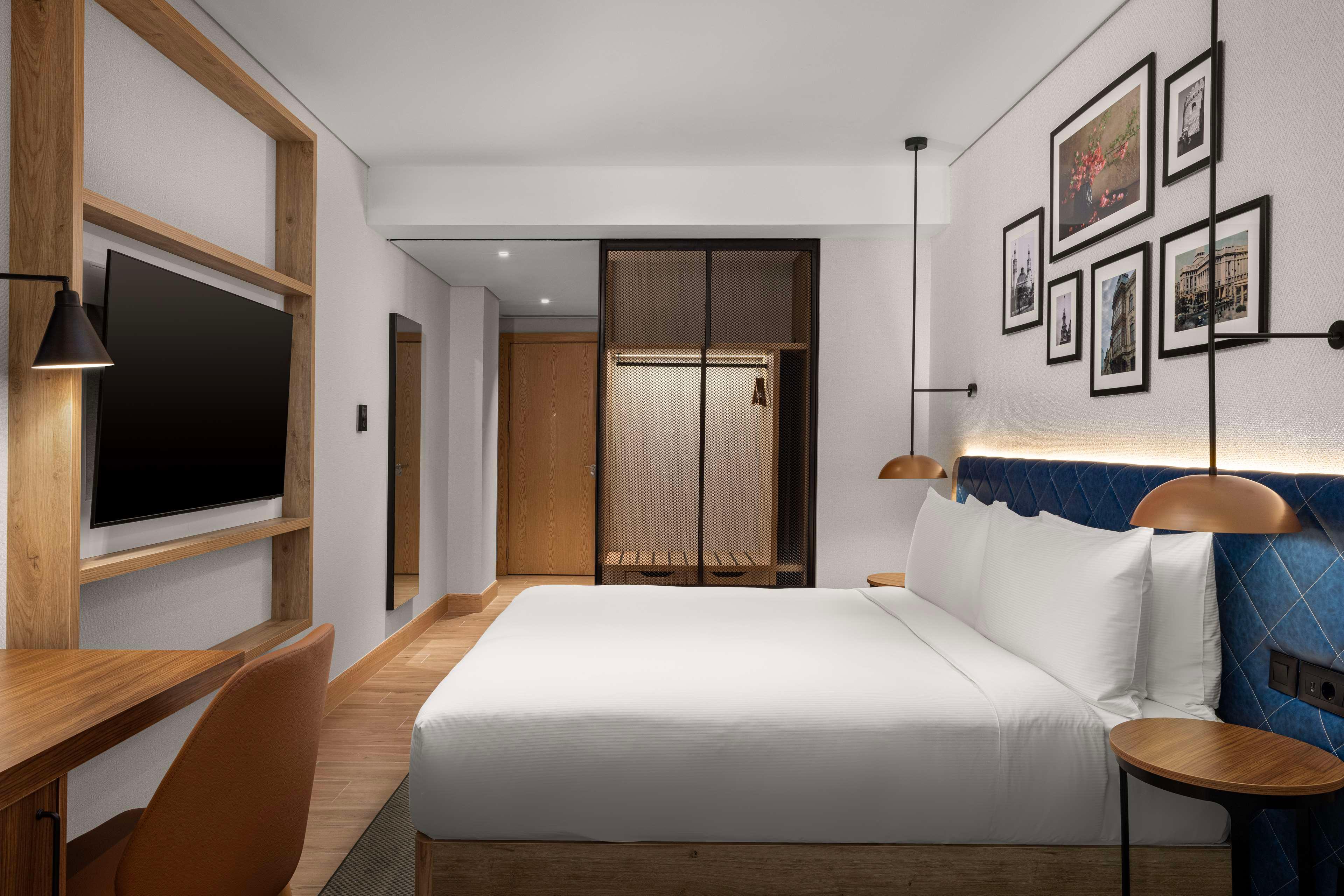 غرفة بسرير مزدوج بإطلالة، Hilton Garden Inn Baku 5/8