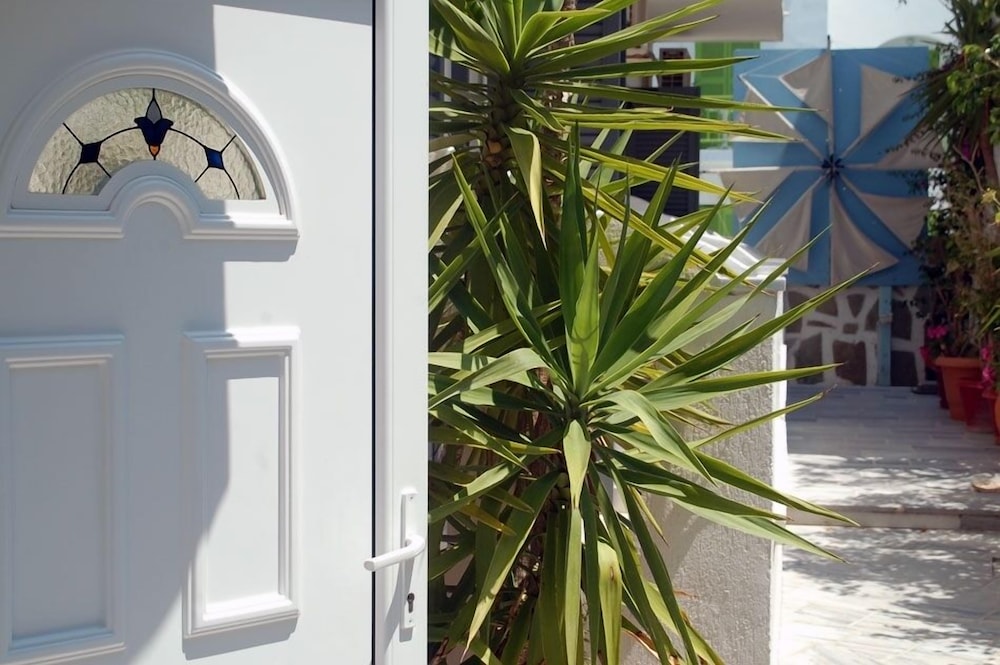 Paros Hotel 38/43