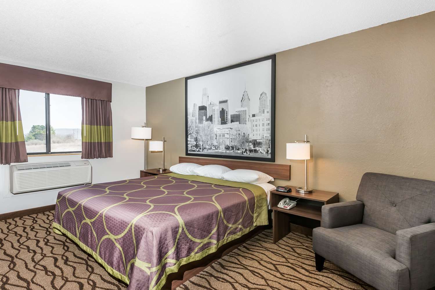 Super 8 By Wyndham Bedford 5/10