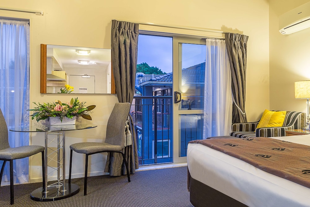 Best Western Newmarket Inn & Suites 39/58