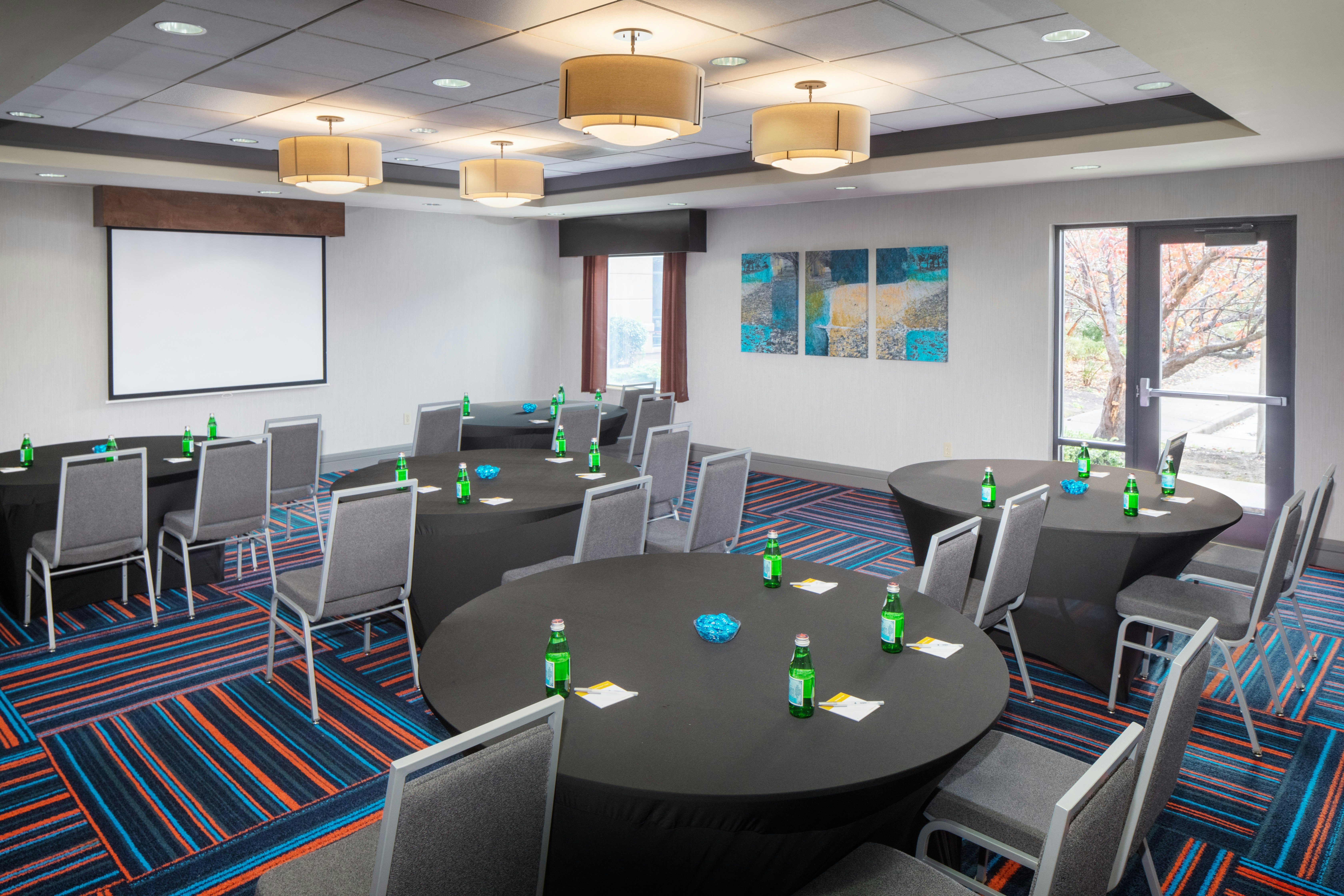 Hampton Inn Garden City Long Island, NY 30/32