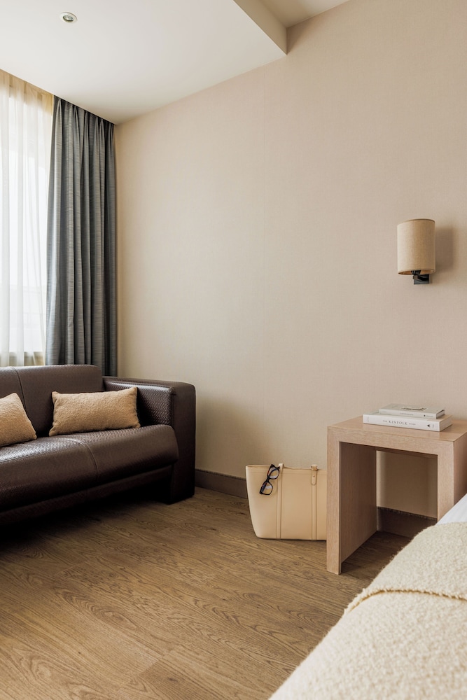 Hotel Aazaert 48/59