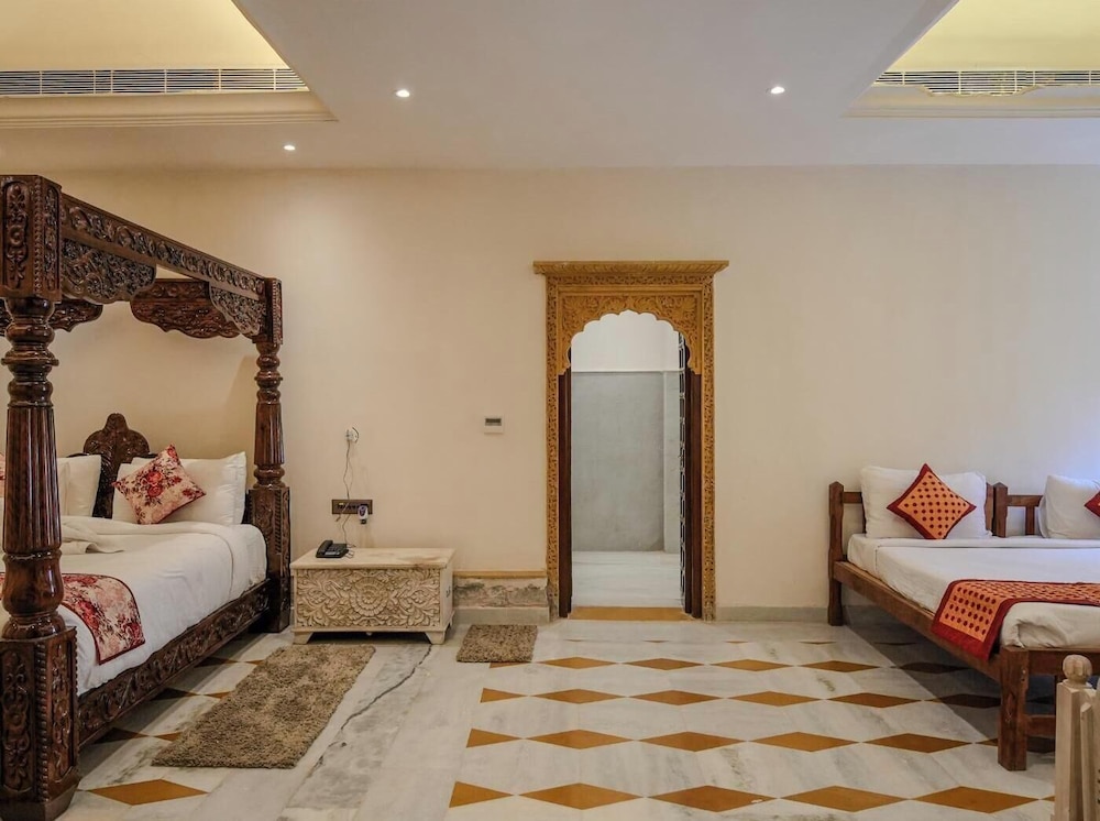 Fort Dadhikar, Alwar 16/50