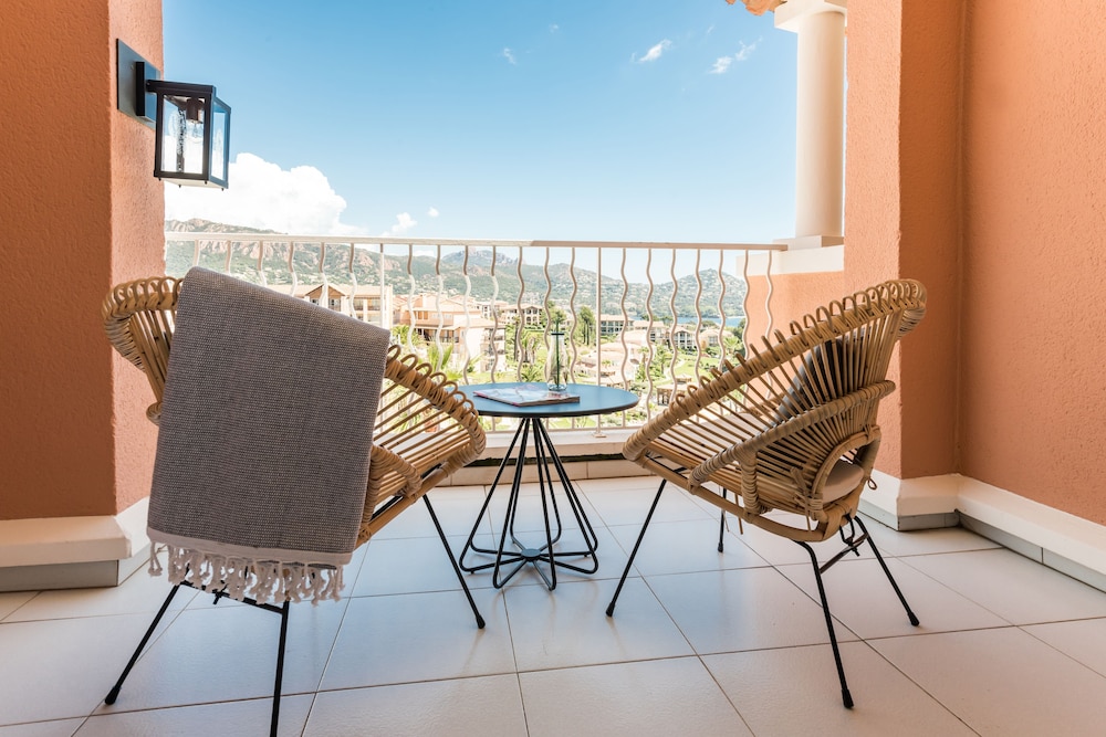 Hotel de L Esterel 8/50