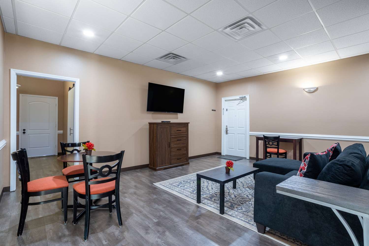 Travelodge By Wyndham Lakeland 34/55