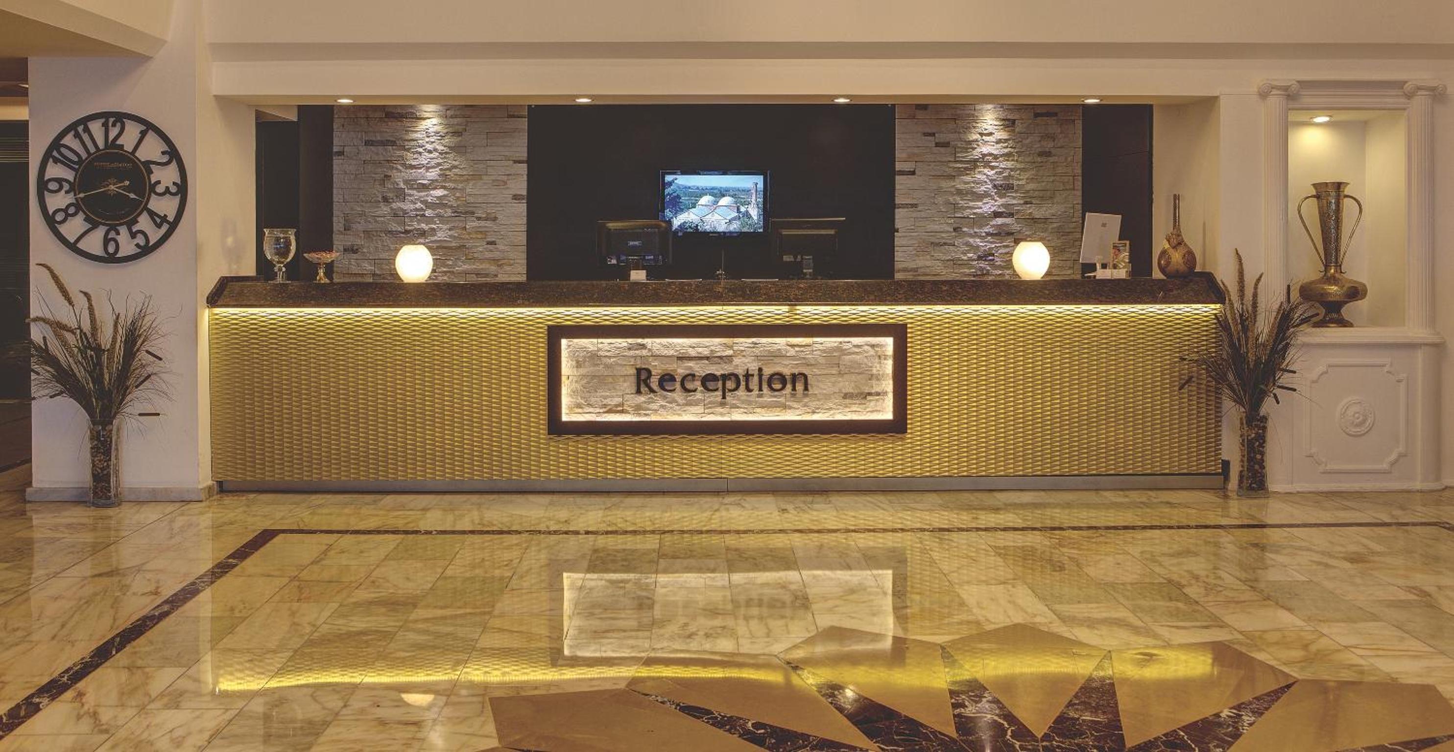 Susuzlu Atlantis Otel 3/41