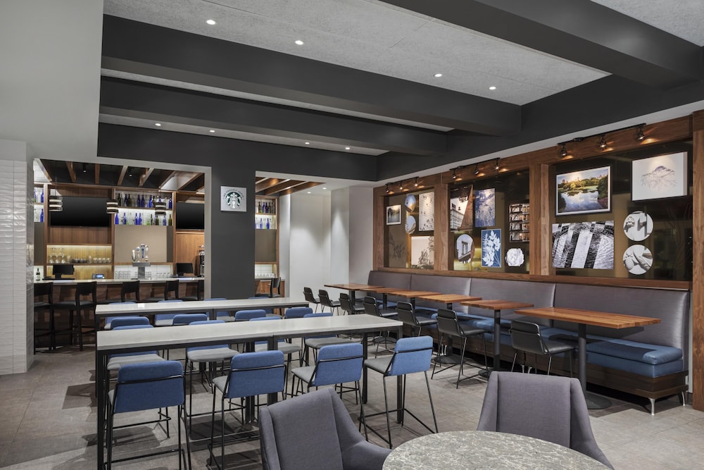 Hyatt Place New York City Times Square 32/50