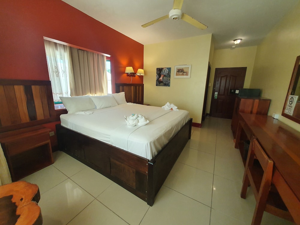 Caye Caulker Plaza Hotel 25/57