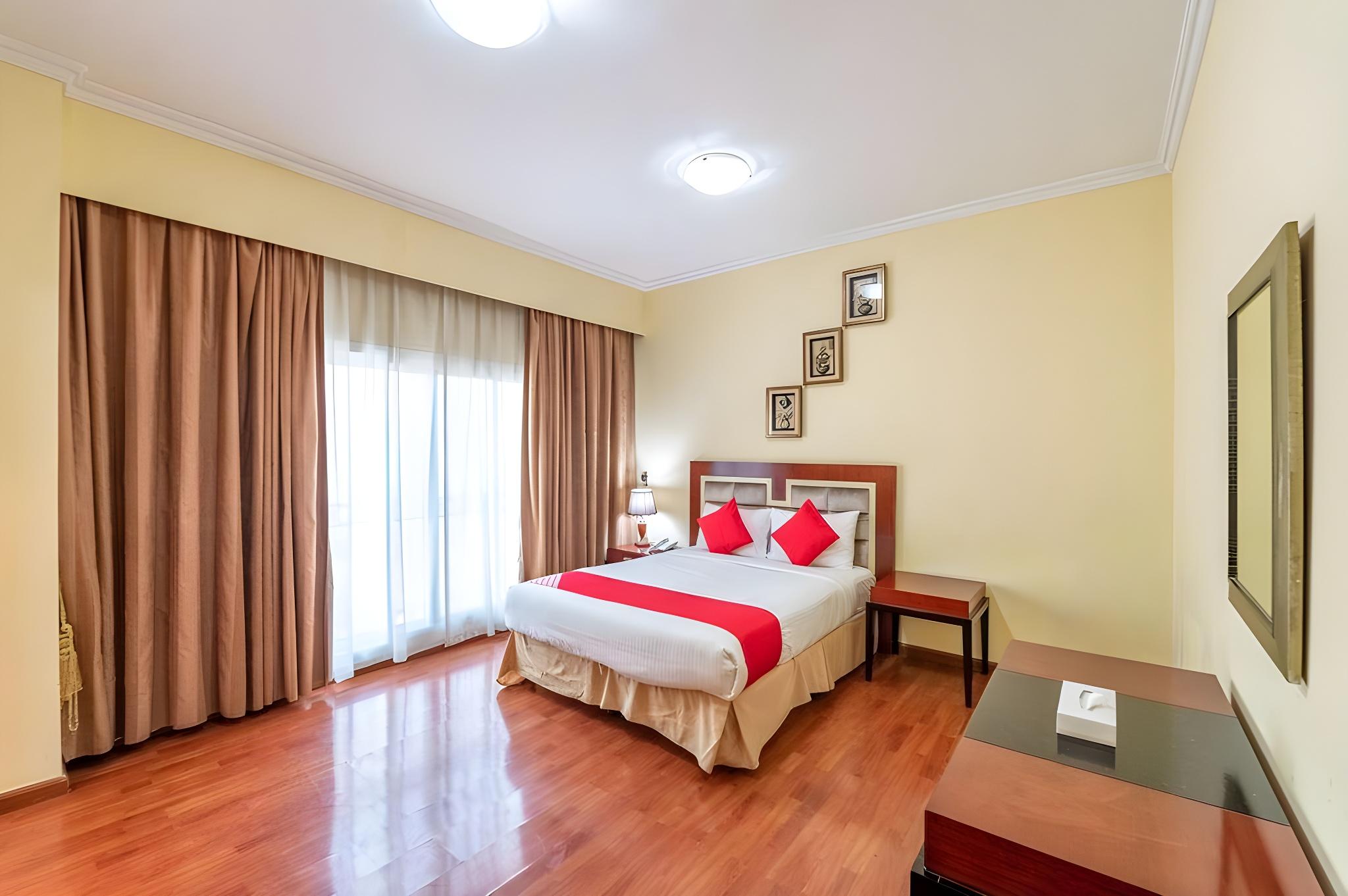 ONE BEDROOM APARTMENT