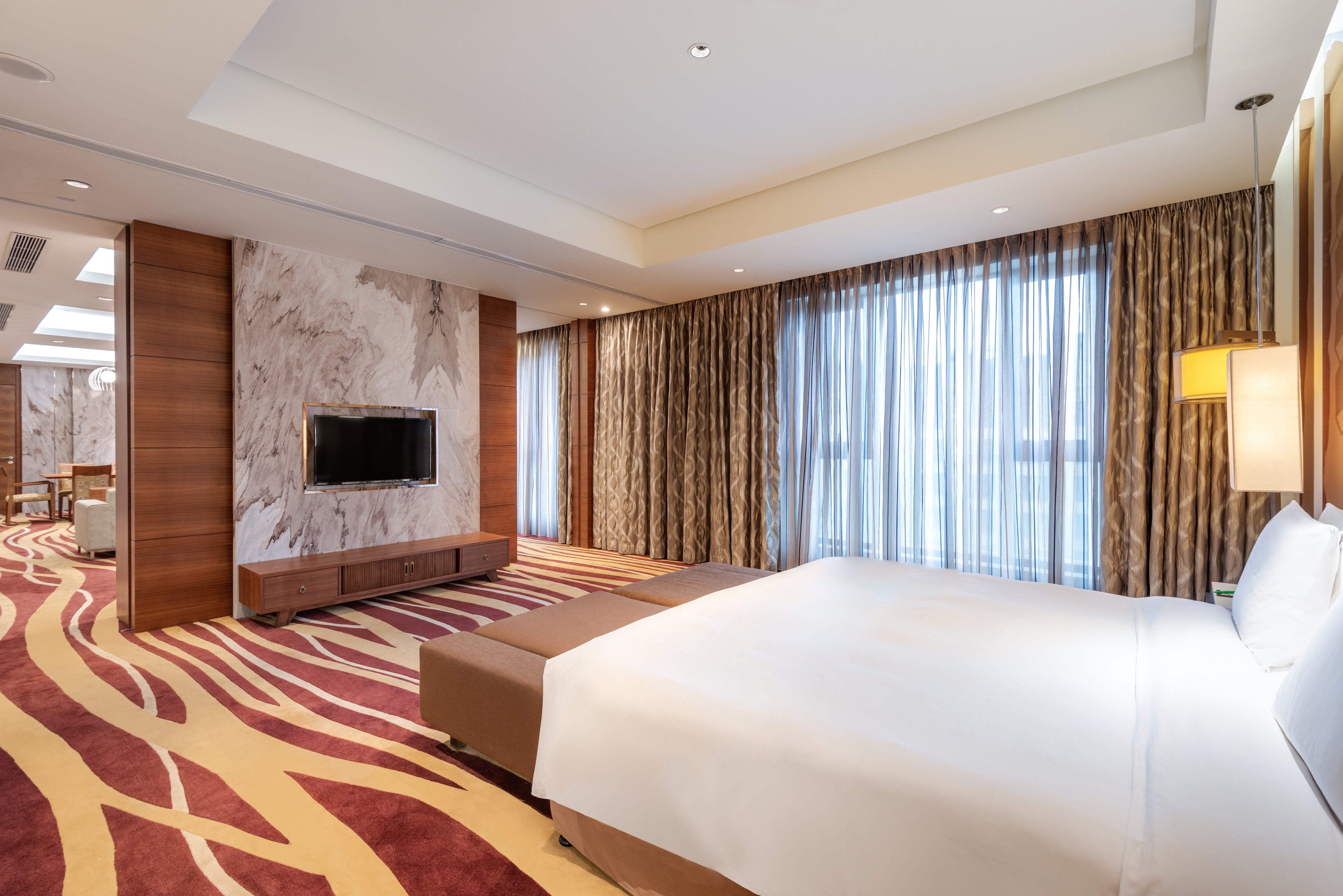 Holiday Inn Shanghai Hongqiao 8/30