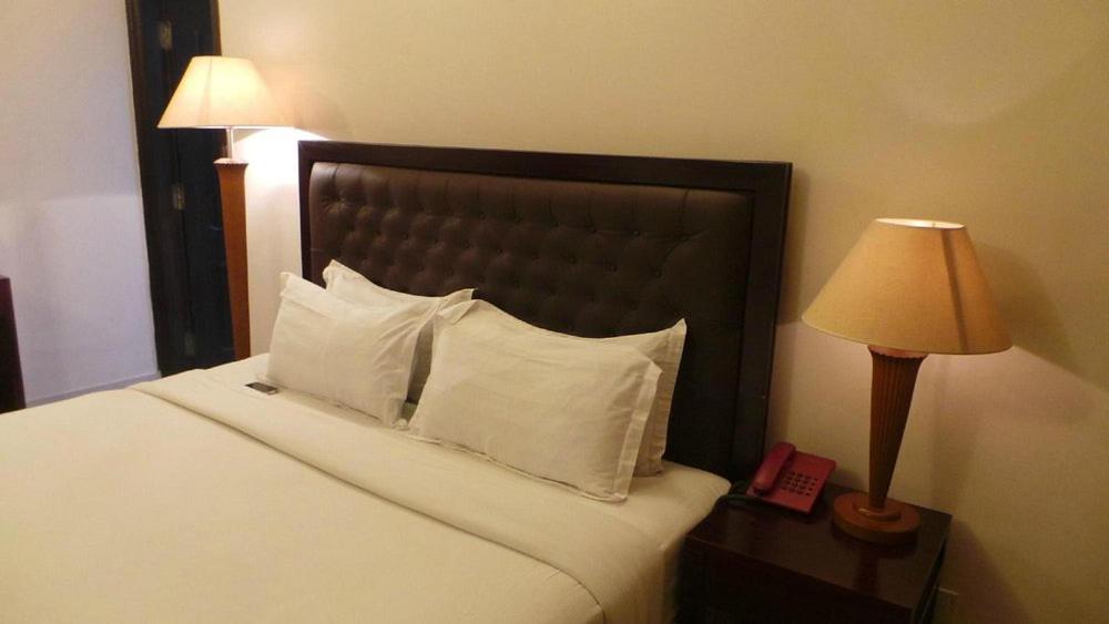 ARISTOS BOUTIQUE HOTEL 12/30