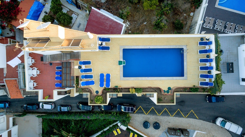 COLINA DO MAR HOTEL 27/32