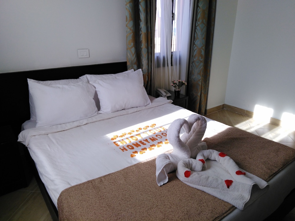 ROHANOU BEACH RESORT AND ECOLODGE 6/35