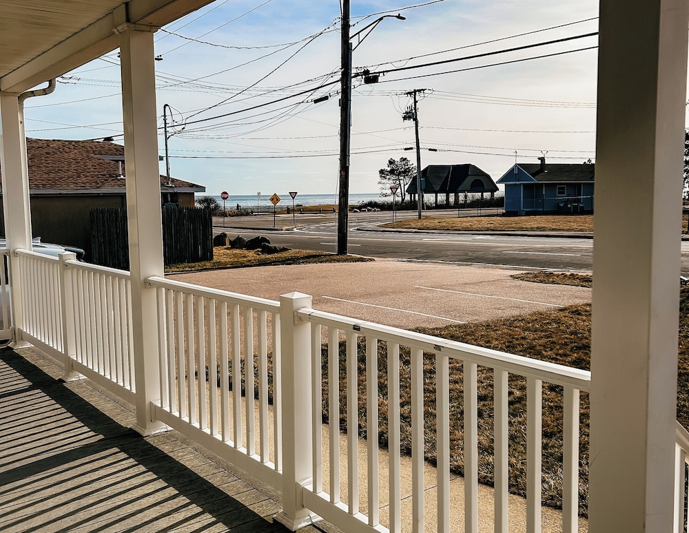 The Anchor Motel 2/44