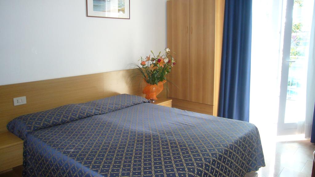 Room, Double Bed, Sea View, Balcony