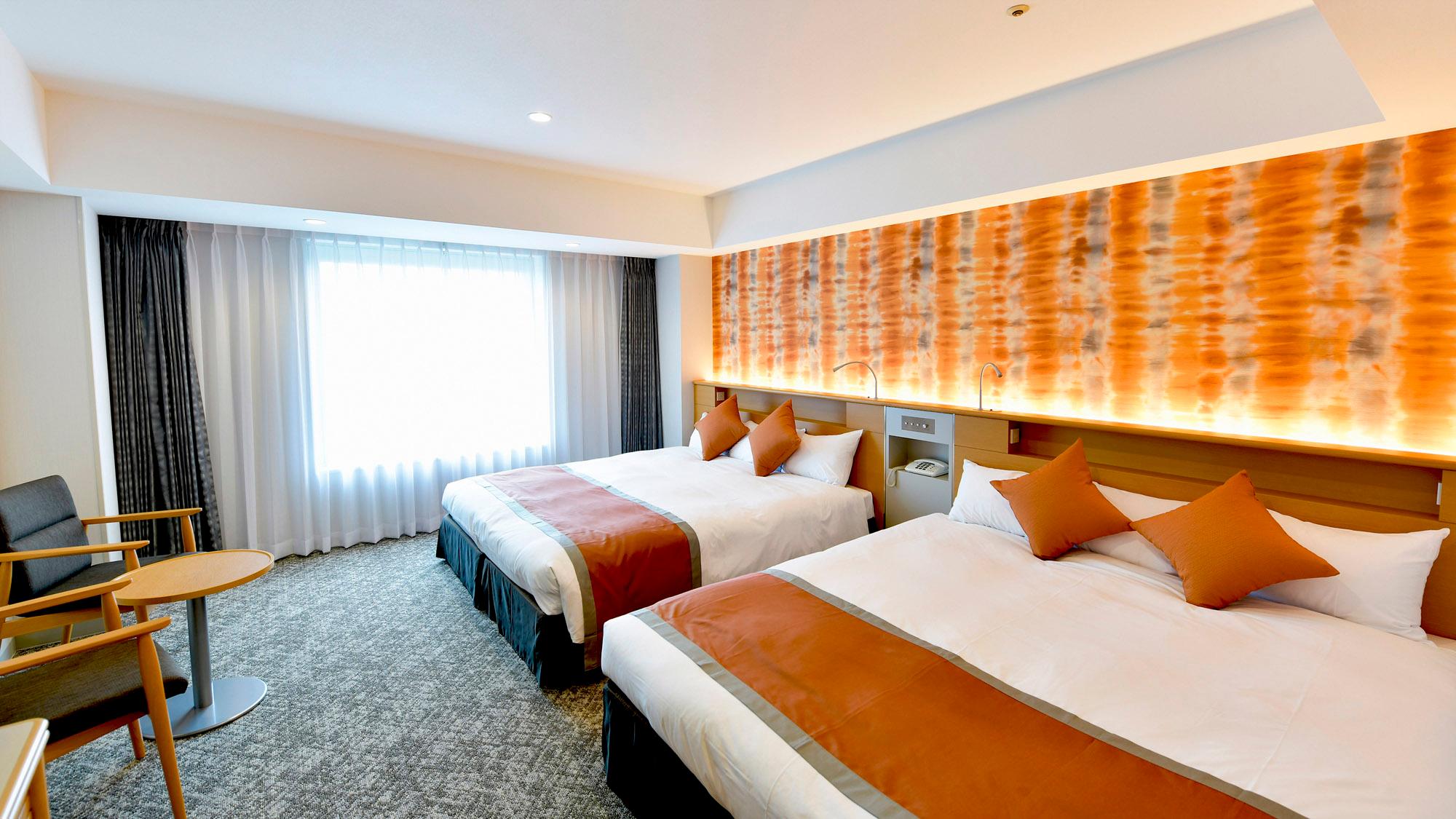 Hollywood, Twin Beds, 2 King Beds