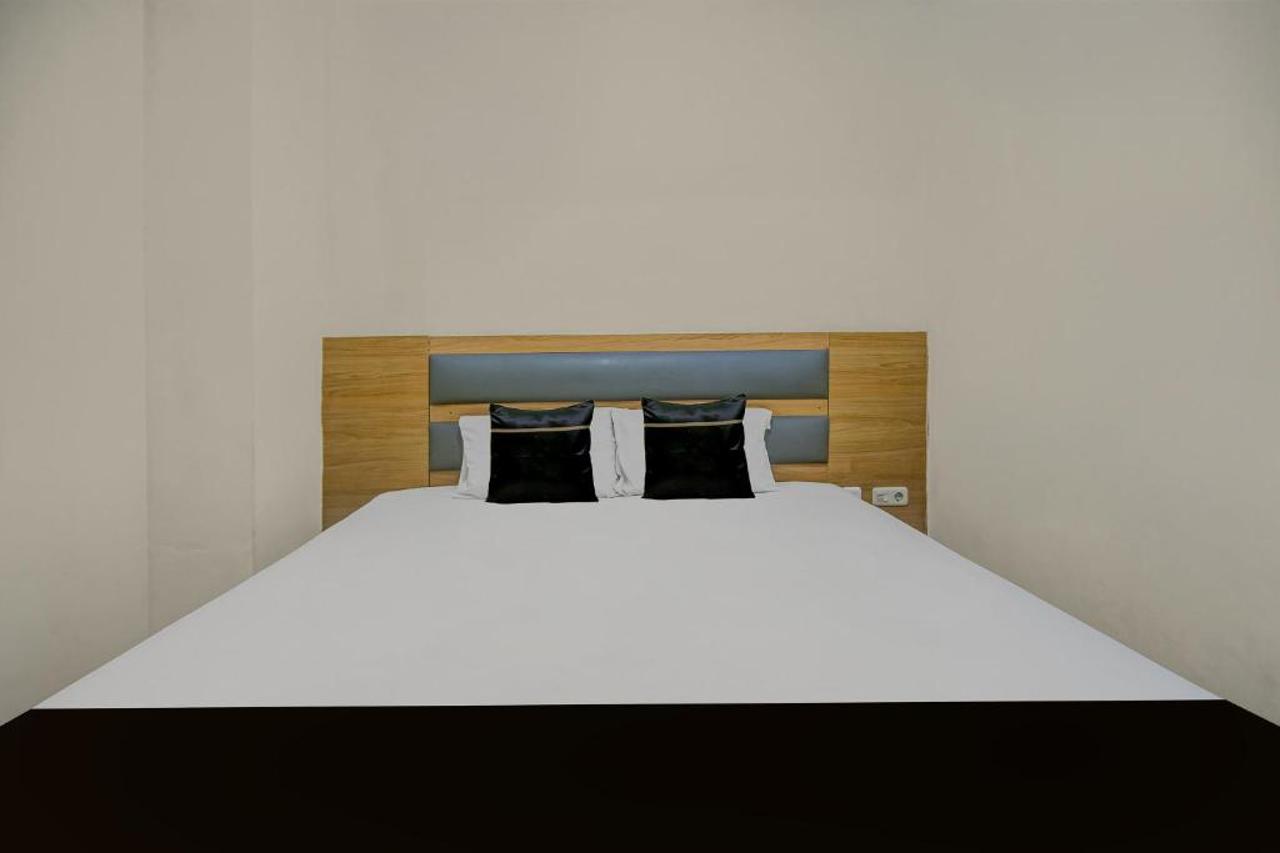 Hotel O near Pantai Losari formerly Point Inn 16/26