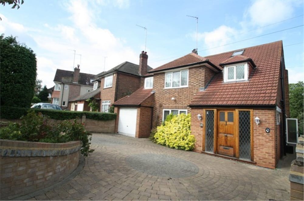 OYO Guest House Ellipse in BUCKINGHAM - UK