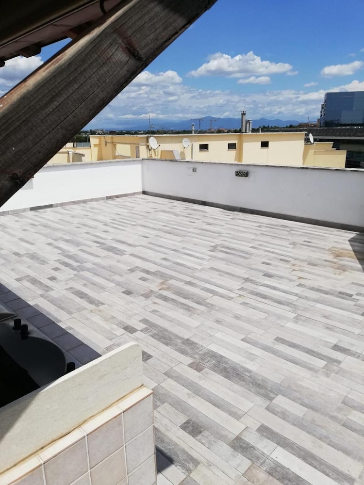 Relais Tiburtina 4/64