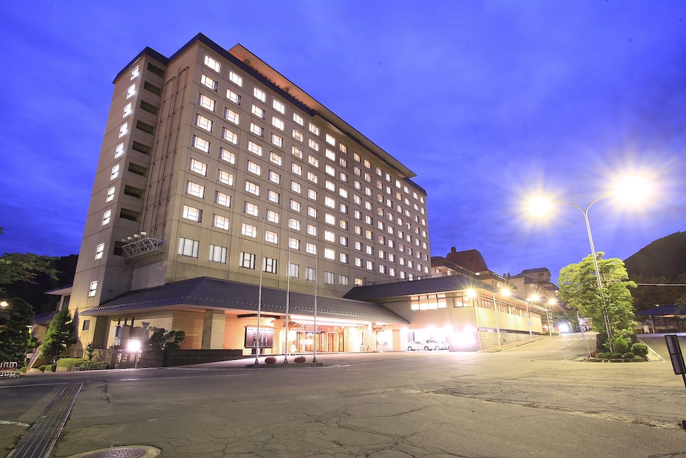 HANAMAKI ONSEN HOTEL SENSHUKAKU 2/46