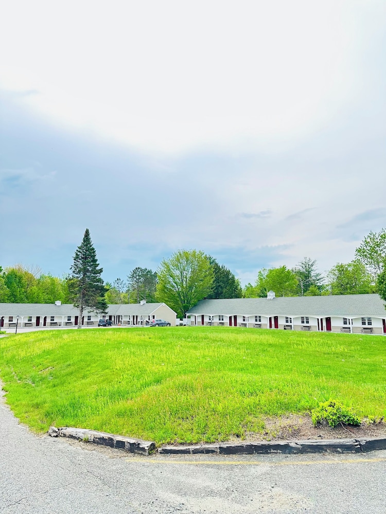 Stonybrook Motel & Lodge 52/59