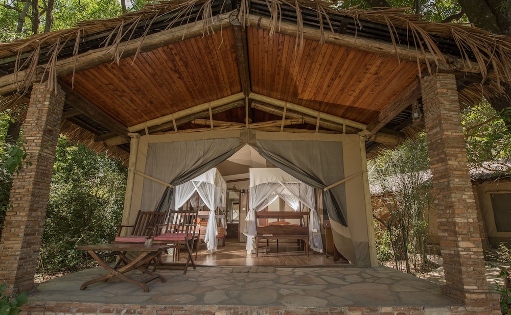 Fig Tree Camp in Maasai Mara National Reserve
