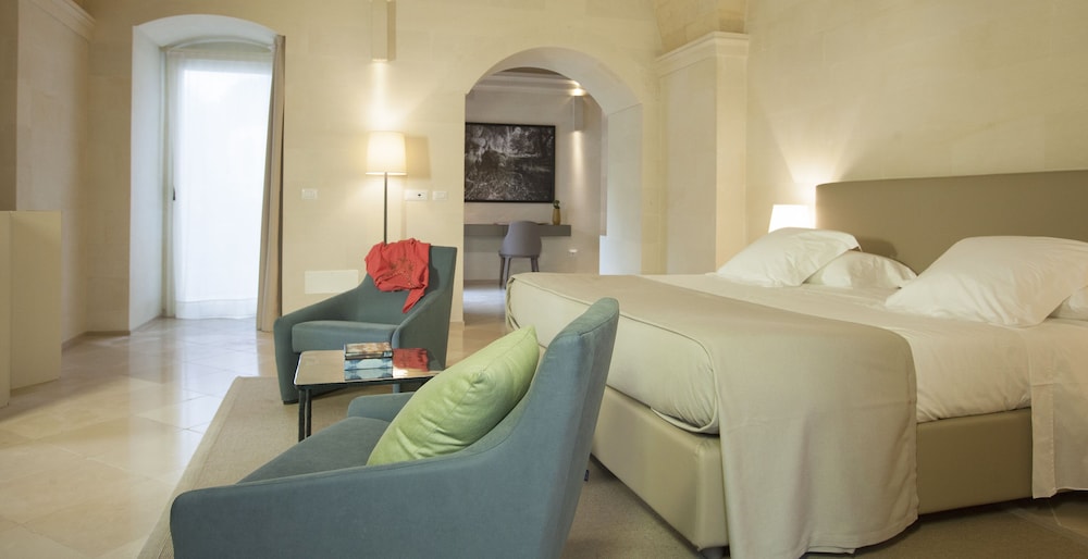 La Fiermontina Luxury Home Hotel 62/77