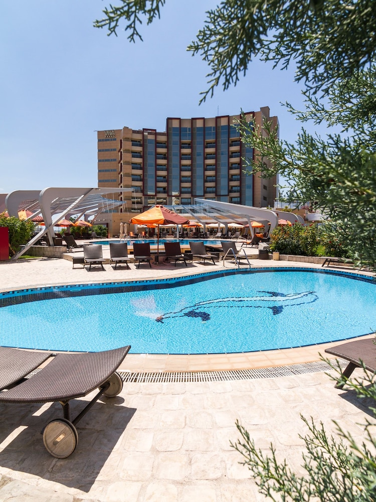 Vega Hotel 1/54