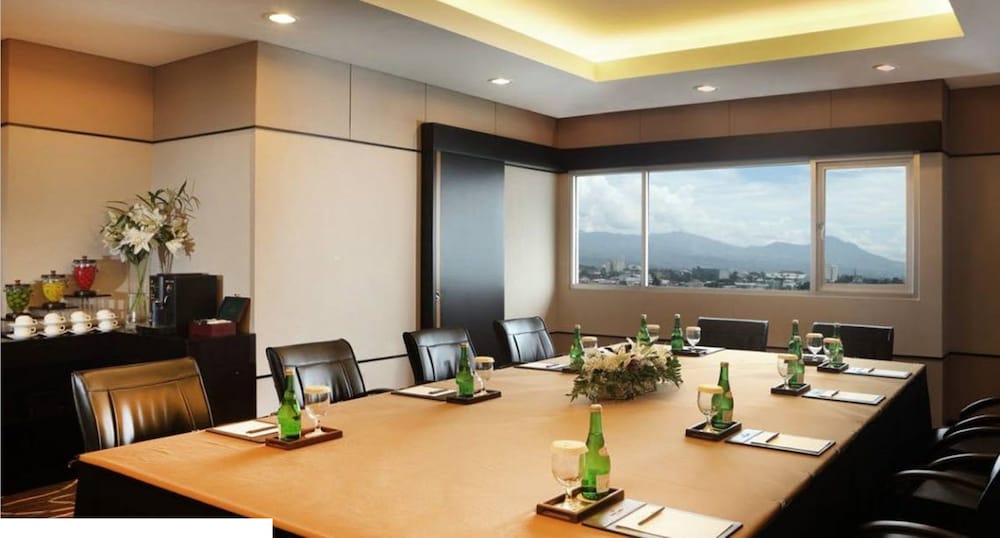 Hotel Santika Bogor 35/45