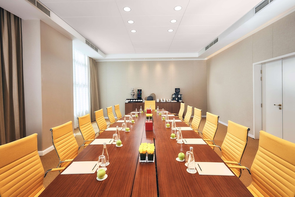 فندق تلال الرياض(Tilal Riyadh) 47/57