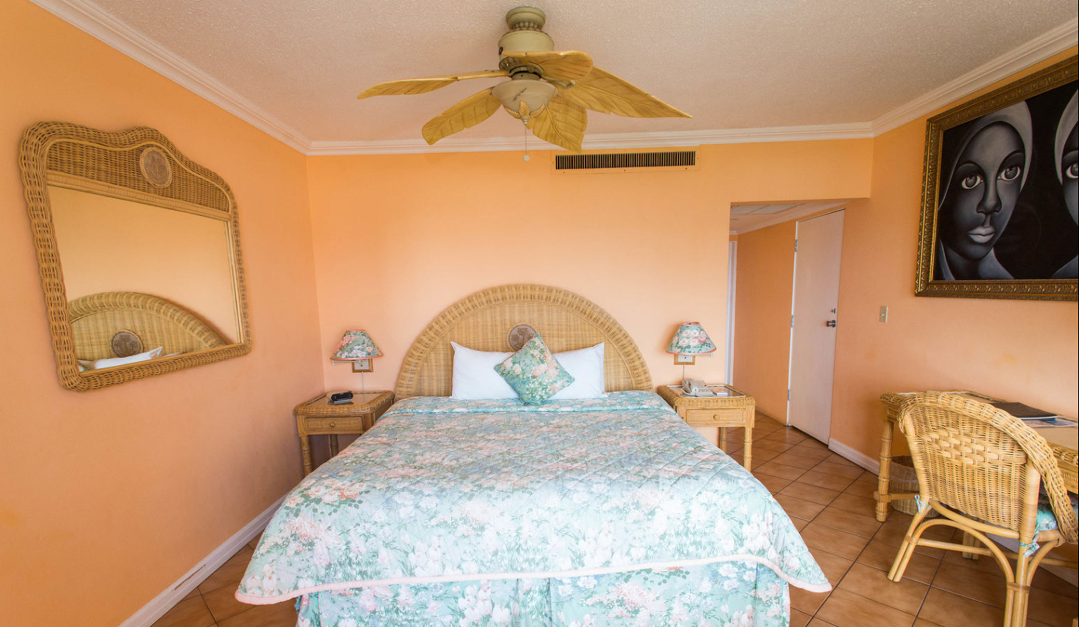 Room, Queen Bed, Beach Front