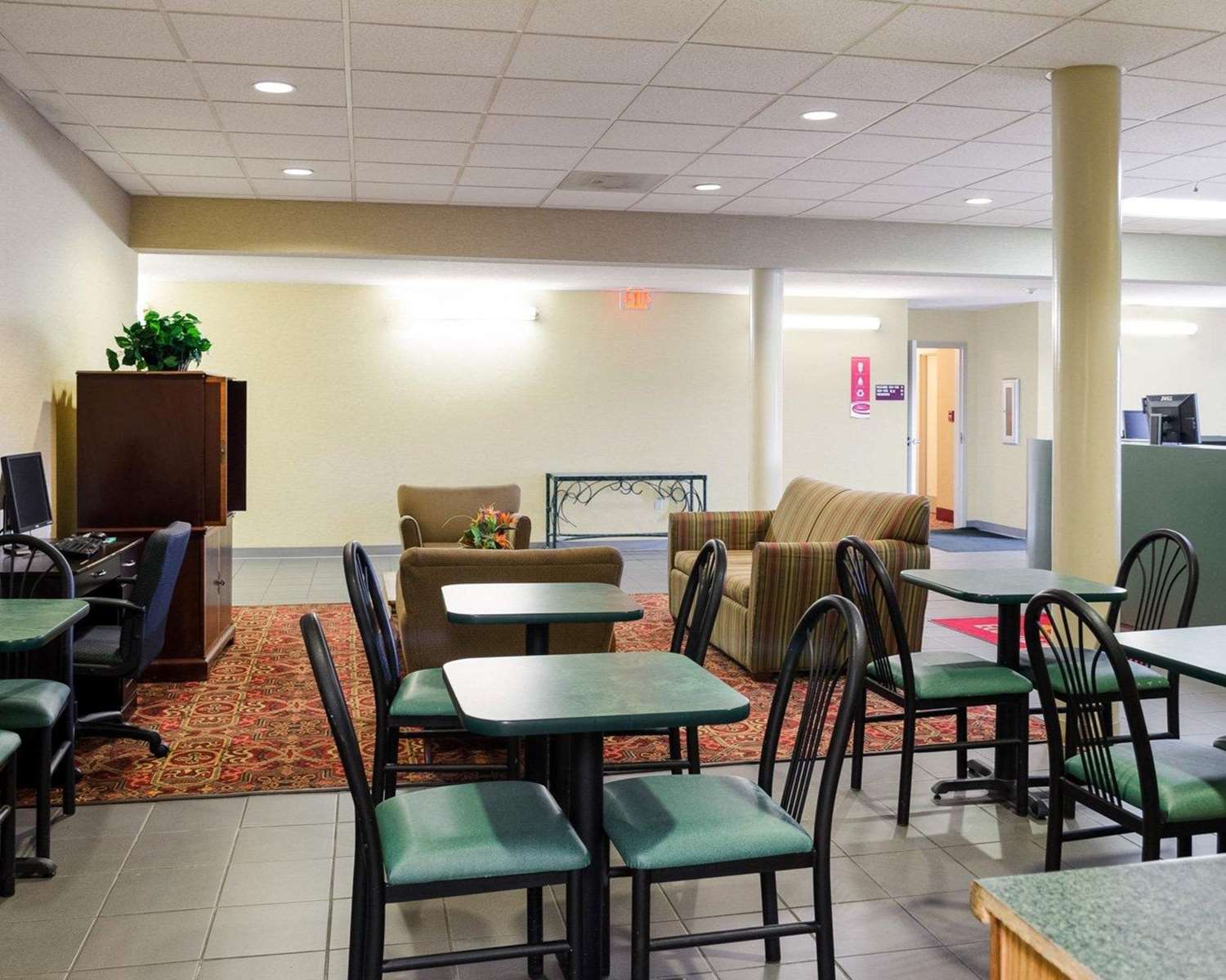 restaurant cafeteria