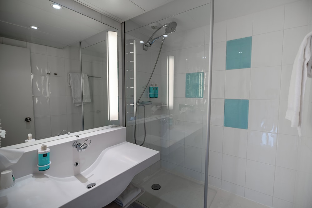 Novotel Poissy Orgeval 48/49