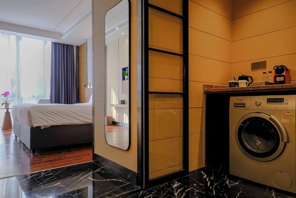 Shanghai International Tourist Resort Fuyi Hotel 55/55