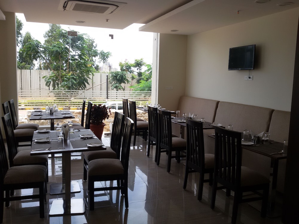 Starlit Suites 36/50