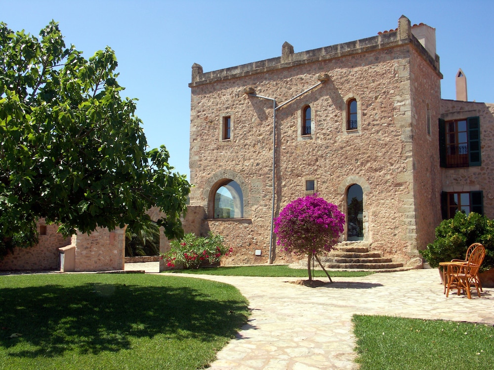 surroundings