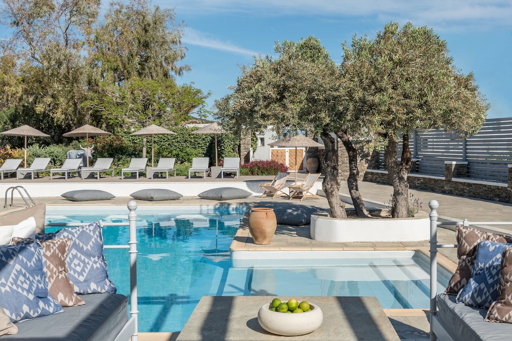 Verina Suites 23/50