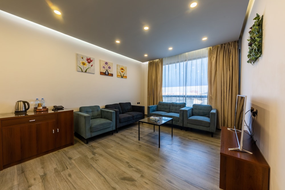فندق روزالينا(Rosalina Hotel) 34/44