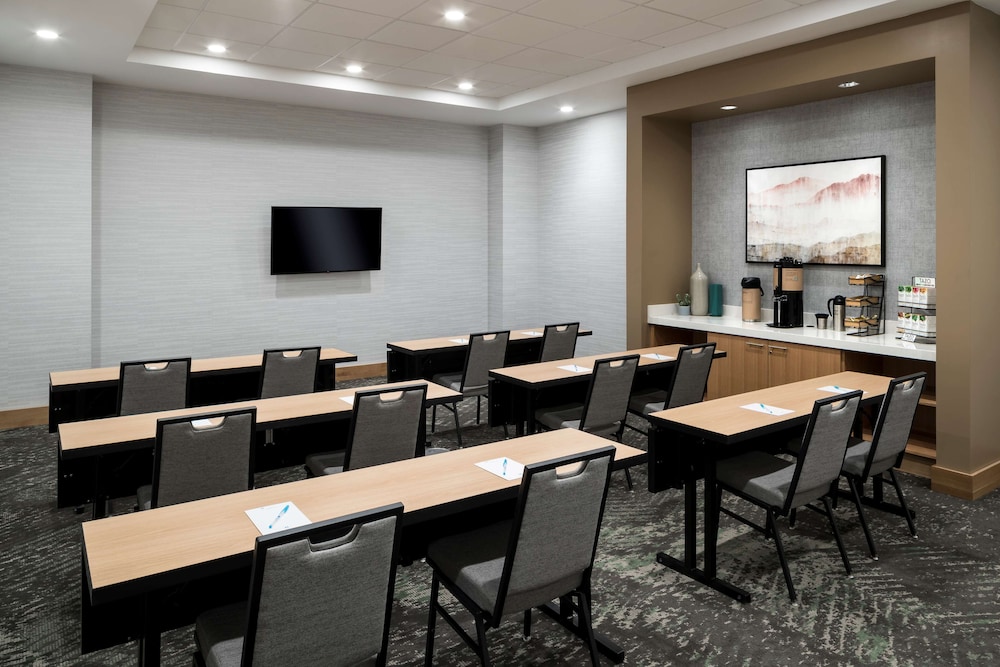 Hyatt House Tempe / Phoenix / University 34/50