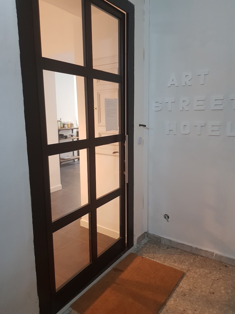 Art Street Hotel 38/49