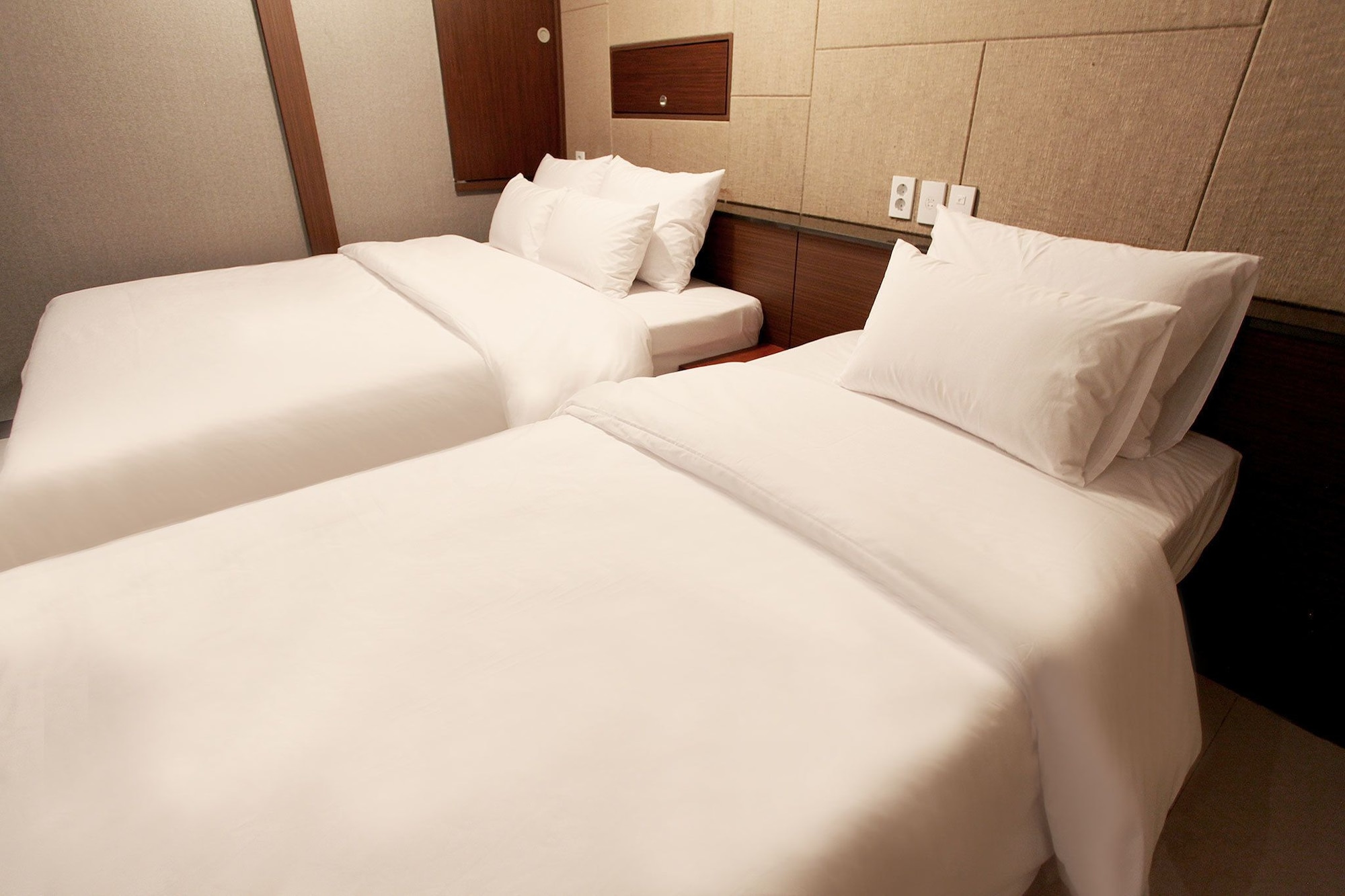 Gold, Premier, King Bed