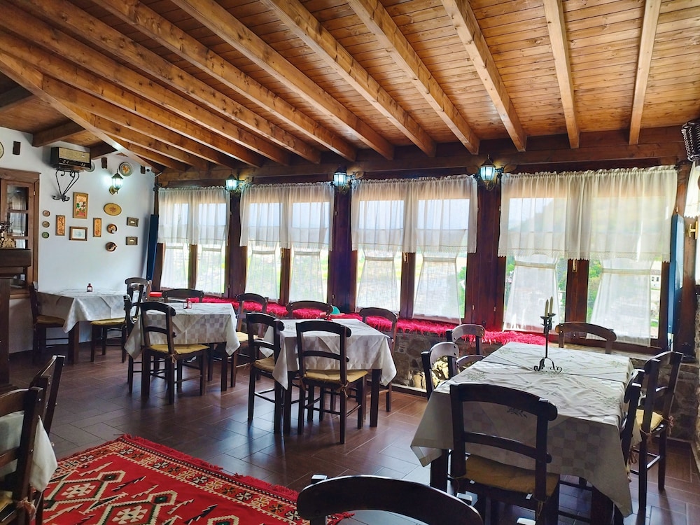 Hotel Guva Mangalem 37/61