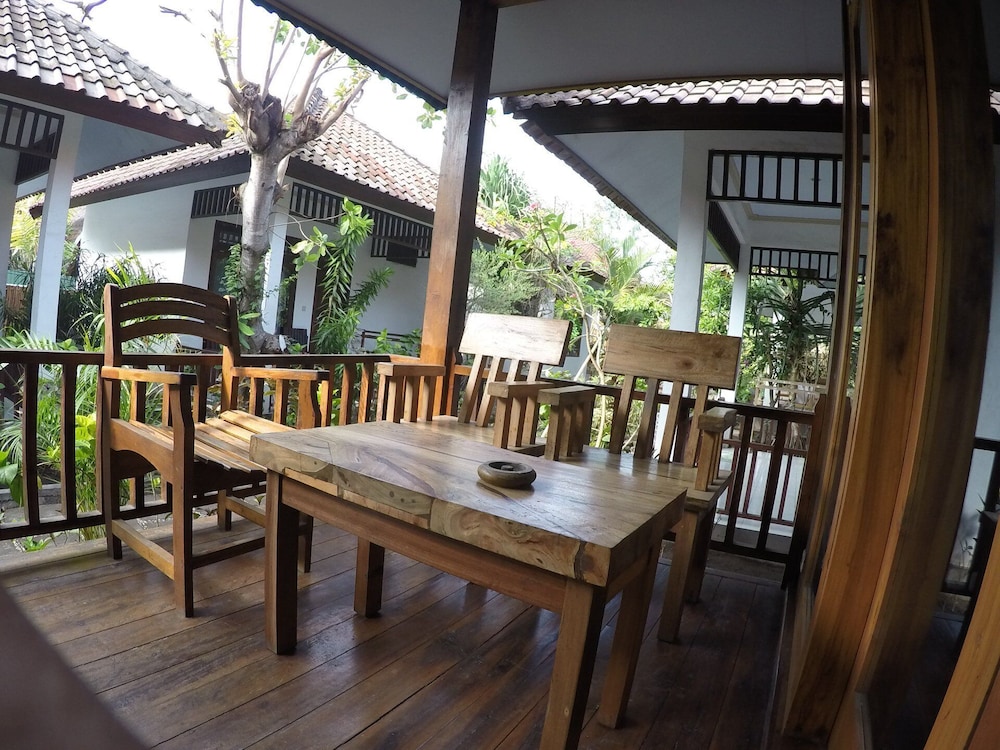 Gili Smile Bungalows 38/50
