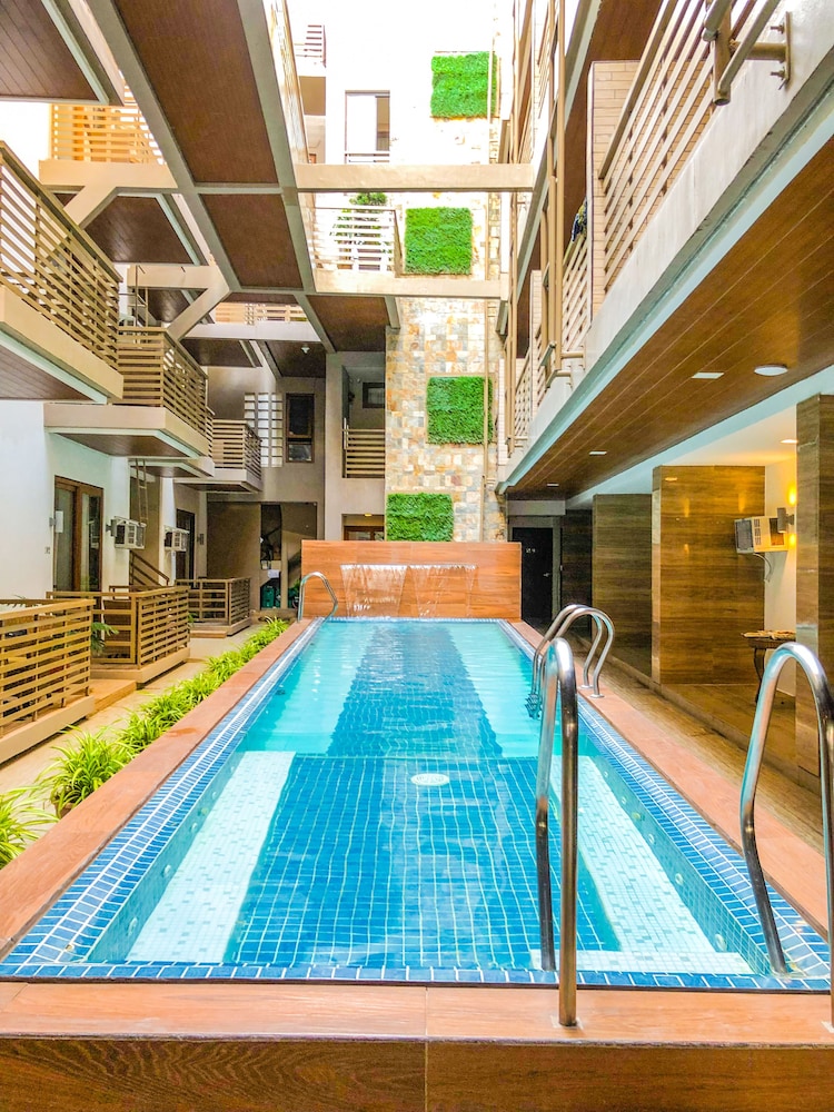The Piccolo Hotel Of Boracay 54/61