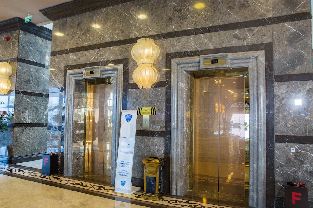 Merit Royal Premium Hotel Casino & Spa — photo 5