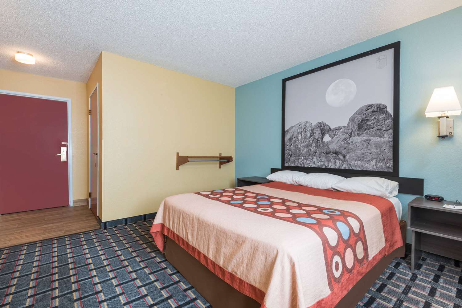 Super 8 by Wyndham Henderson North East Denver 7/26